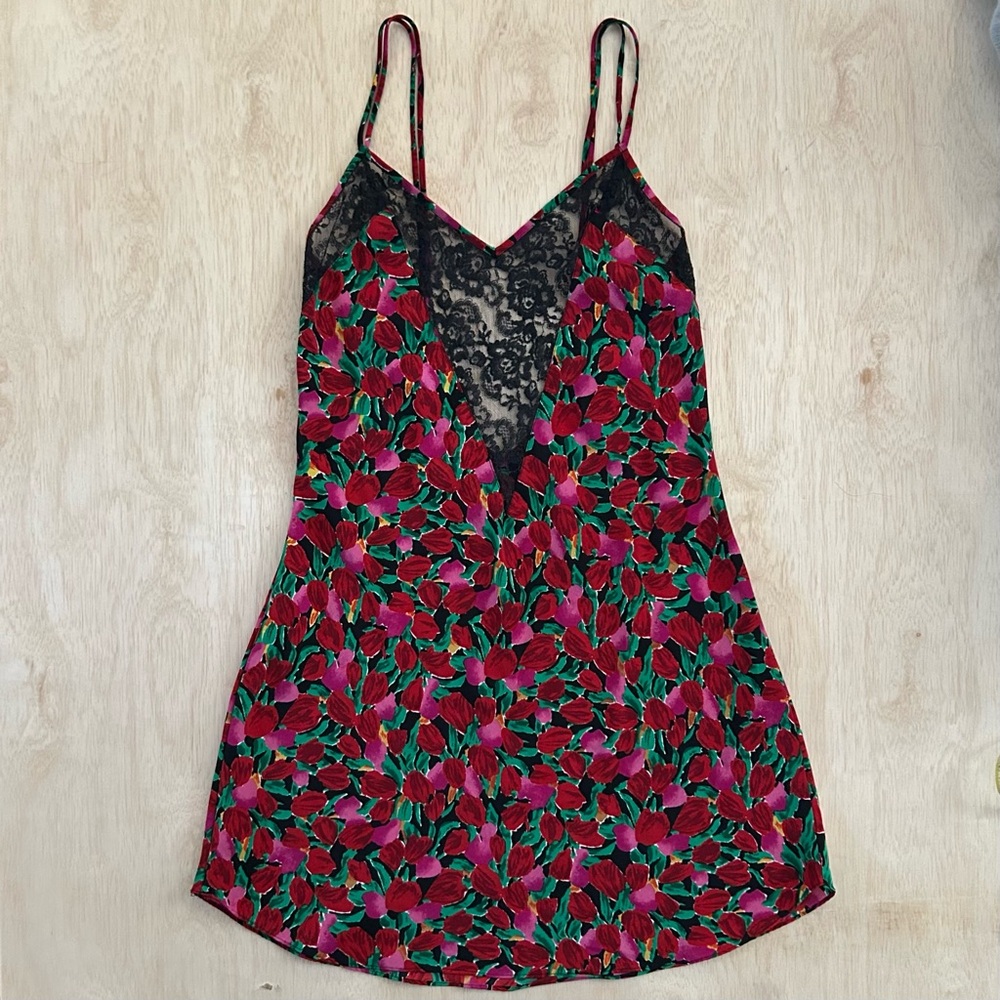 Victoria’s Secret Tulip Slip